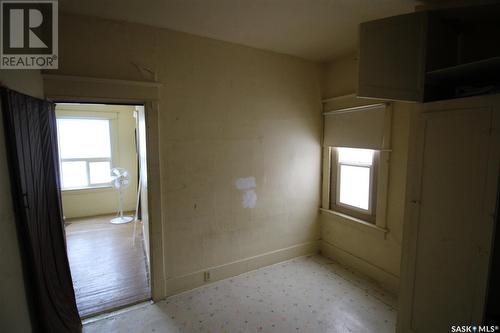 594 2Nd Street E, Shaunavon, SK - Indoor Photo Showing Other Room