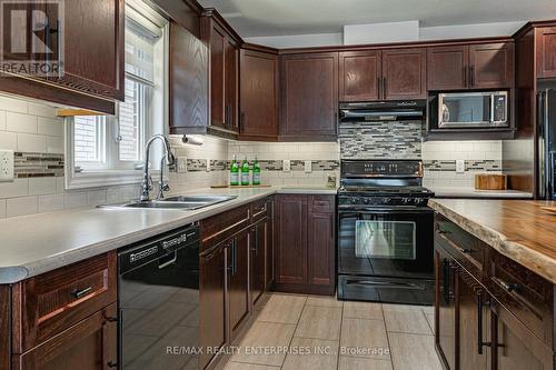 3 Woodhatch Crescent, Ingersoll, ON - Indoor Photo Showing Kitchen With Double Sink