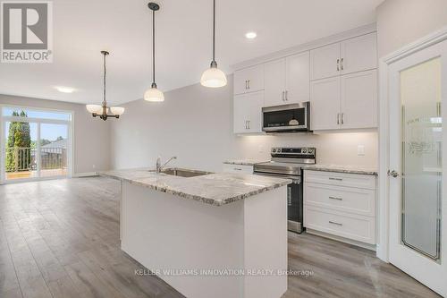 312 Keeso Lane, North Perth, ON - Indoor Photo Showing Kitchen With Upgraded Kitchen