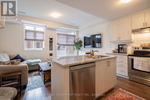 73 - 2 Willow Street, Brant (Paris), ON - Indoor Photo Showing Kitchen