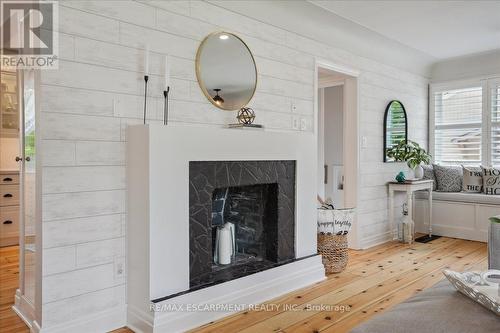 16 Church Street, Hamilton (Waterdown), ON - Indoor With Fireplace