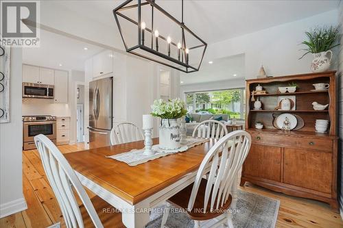 16 Church Street, Hamilton (Waterdown), ON - Indoor Photo Showing Dining Room