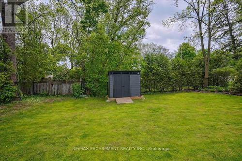 16 Church Street, Hamilton (Waterdown), ON - Outdoor With Backyard