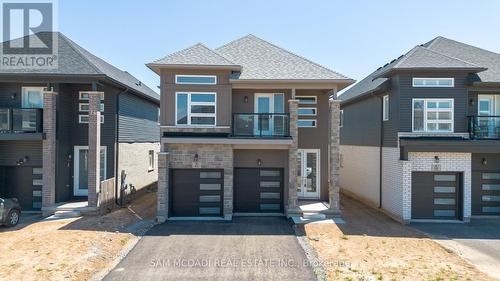 47 Hildred Street, Welland, ON - Outdoor With Balcony With Facade