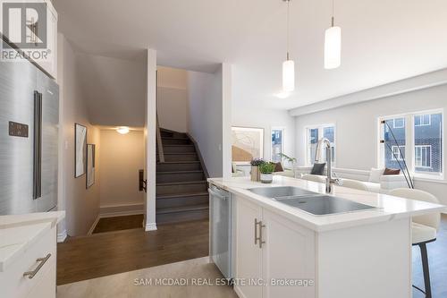 47 Hildred Street, Welland, ON - Indoor Photo Showing Kitchen With Double Sink