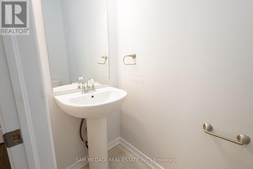 47 Hildred Street, Welland, ON - Indoor Photo Showing Bathroom