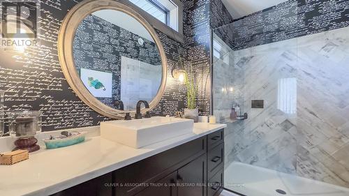 68 Deerfield Road, Lambton Shores (Grand Bend), ON - Indoor Photo Showing Bathroom