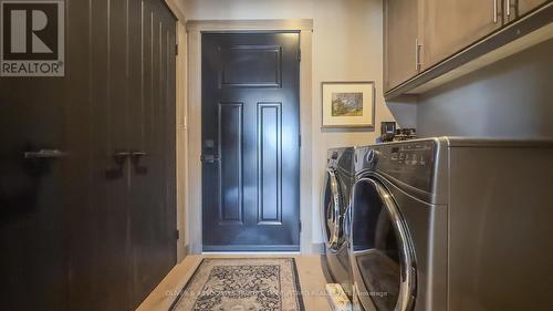 68 Deerfield Road, Lambton Shores (Grand Bend), ON - Indoor Photo Showing Laundry Room