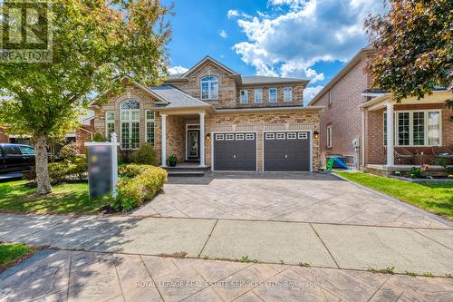 2216 Lapsley Crescent, Oakville, ON - Outdoor With Facade