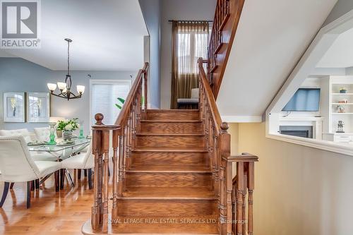 2216 Lapsley Crescent, Oakville, ON - Indoor Photo Showing Other Room