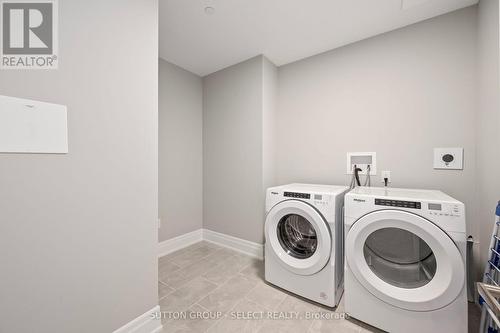 1001 - 460 Callaway Road, London, ON - Indoor Photo Showing Laundry Room