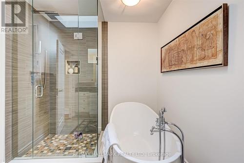 42 Chester Hill Road, Toronto, ON - Indoor Photo Showing Bathroom