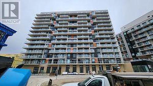 833 - 2 David Eyer Road, Richmond Hill, ON - Outdoor With Facade