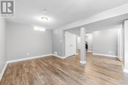56 Ulson Drive, Richmond Hill, ON - Indoor Photo Showing Other Room