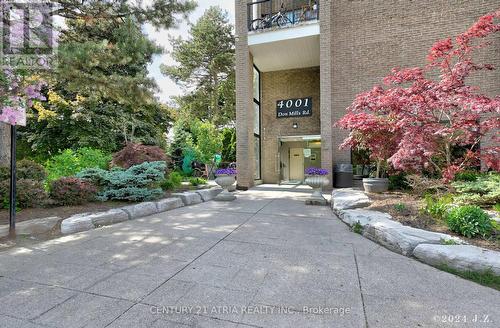 135 - 4001 Don Mills Road, Toronto, ON - Outdoor