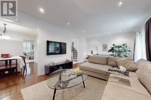11 Mallingham Court, Toronto, ON - Indoor Photo Showing Living Room