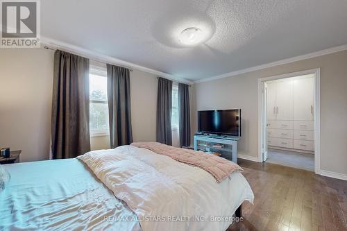 11 Mallingham Court, Toronto, ON - Indoor Photo Showing Bedroom