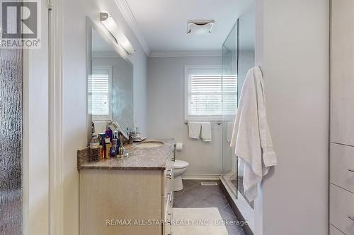 11 Mallingham Court, Toronto, ON - Indoor Photo Showing Bathroom