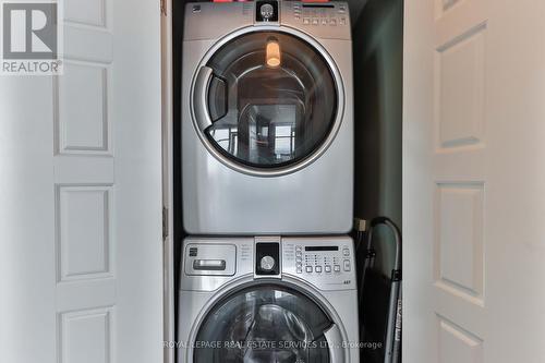 3910 - 35 Mariner Terrace, Toronto, ON - Indoor Photo Showing Laundry Room