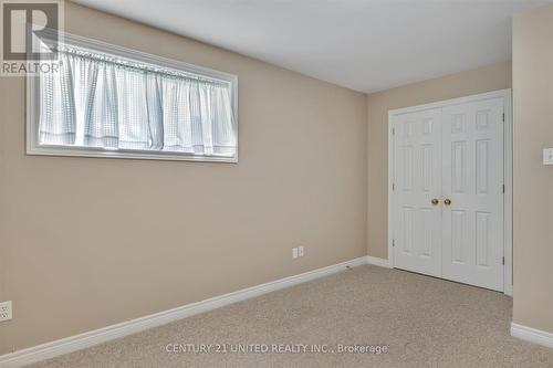 1329 White Crescent, Peterborough, ON - Indoor Photo Showing Other Room