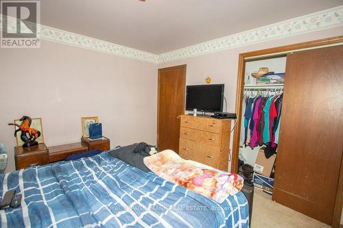 25 Orchard Drive, Kawartha Lakes, ON - Indoor Photo Showing Bedroom