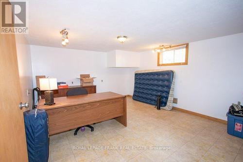 25 Orchard Drive, Kawartha Lakes, ON - Indoor Photo Showing Office