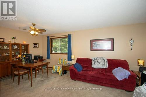 25 Orchard Drive, Kawartha Lakes, ON - Indoor Photo Showing Other Room