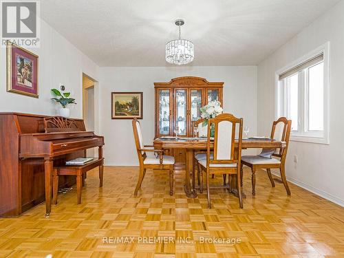 90 Hawker Road, Vaughan, ON - Indoor Photo Showing Dining Room