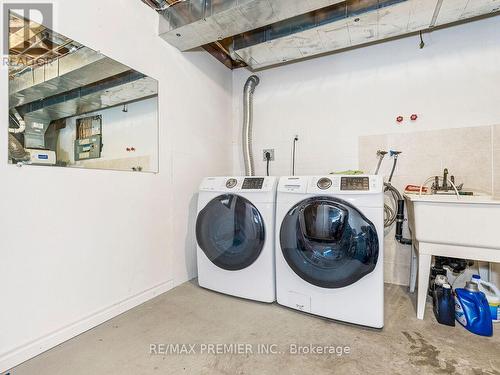 90 Hawker Road, Vaughan, ON - Indoor Photo Showing Laundry Room