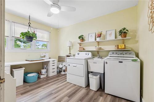 6299 Guelph Line, Burlington, ON - Indoor Photo Showing Laundry Room