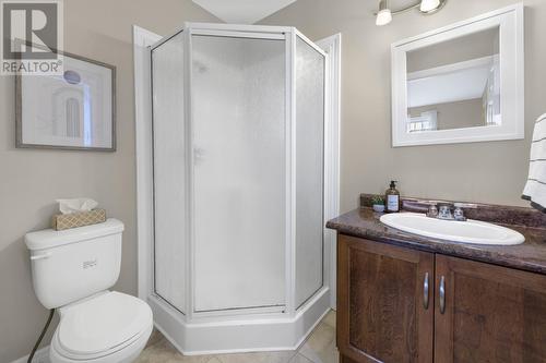 8 Lions Road, St. John'S, NL - Indoor Photo Showing Bathroom