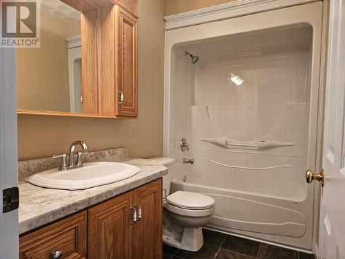 18 Doucet Place, Marystown, NL - Indoor Photo Showing Bathroom