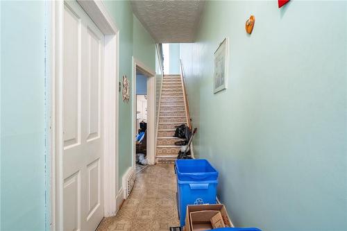350 Cannon Street E, Hamilton, ON - Indoor Photo Showing Other Room
