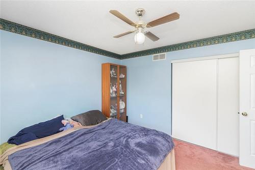 14 Glengary Crescent, Caledonia, ON - Indoor Photo Showing Bedroom