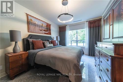 107 - 8111 Forest Glen Drive, Niagara Falls, ON - Indoor Photo Showing Bedroom