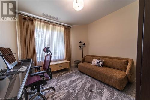 107 - 8111 Forest Glen Drive, Niagara Falls, ON - Indoor Photo Showing Office