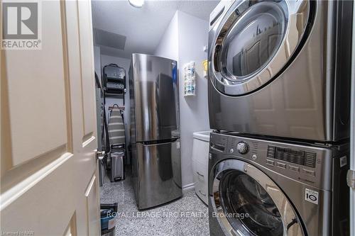 107 - 8111 Forest Glen Drive, Niagara Falls, ON - Indoor Photo Showing Laundry Room