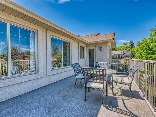 2089 Bowron Street, Kelowna, BC - Outdoor With Deck Patio Veranda With Exterior