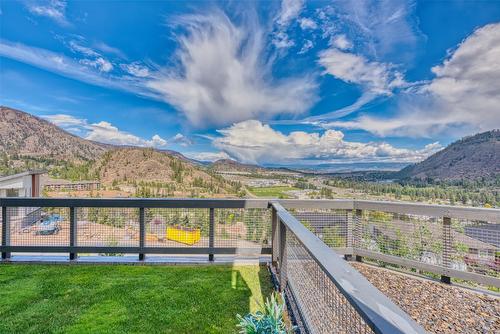 14-2161 Upper Sundance Drive, West Kelowna, BC - Outdoor