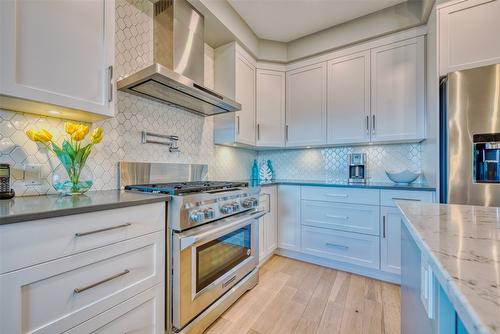 14-2161 Upper Sundance Drive, West Kelowna, BC - Indoor Photo Showing Kitchen