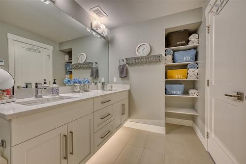 14-2161 Upper Sundance Drive, West Kelowna, BC - Indoor Photo Showing Bathroom