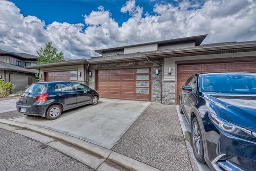 14-2161 Upper Sundance Drive, West Kelowna, BC - Outdoor