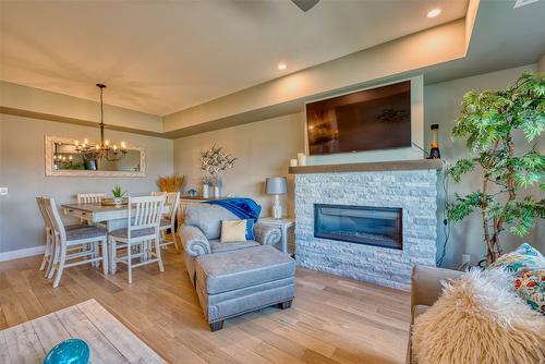 14-2161 Upper Sundance Drive, West Kelowna, BC - Indoor Photo Showing Living Room With Fireplace