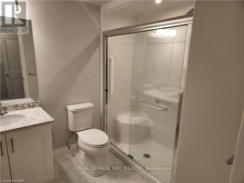 509 - 5698 Main Street, Niagara Falls, ON - Indoor Photo Showing Bathroom