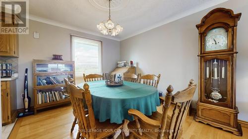 4616 Hwy 89 Road, Innisfil, ON - Indoor Photo Showing Dining Room