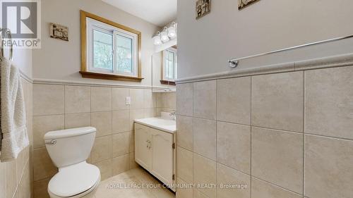 4616 Hwy 89 Road, Innisfil, ON - Indoor Photo Showing Bathroom