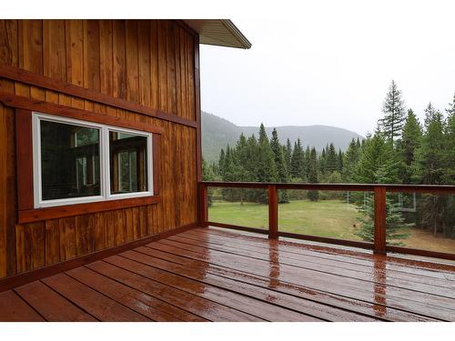 9250 Pretty Road, Cranbrook, BC - Outdoor With Exterior