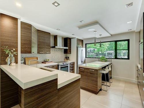 Kitchen - 20 Boul. Des Hauts-Bois, Sainte-Julie, QC - Indoor Photo Showing Kitchen With Upgraded Kitchen