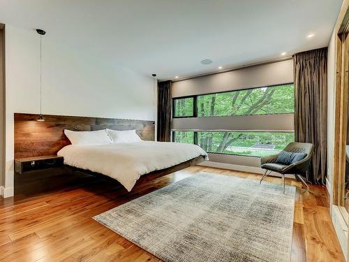 Master bedroom - 20 Boul. Des Hauts-Bois, Sainte-Julie, QC - Indoor Photo Showing Bedroom