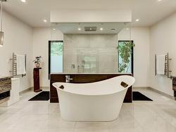 Ensuite bathroom - 